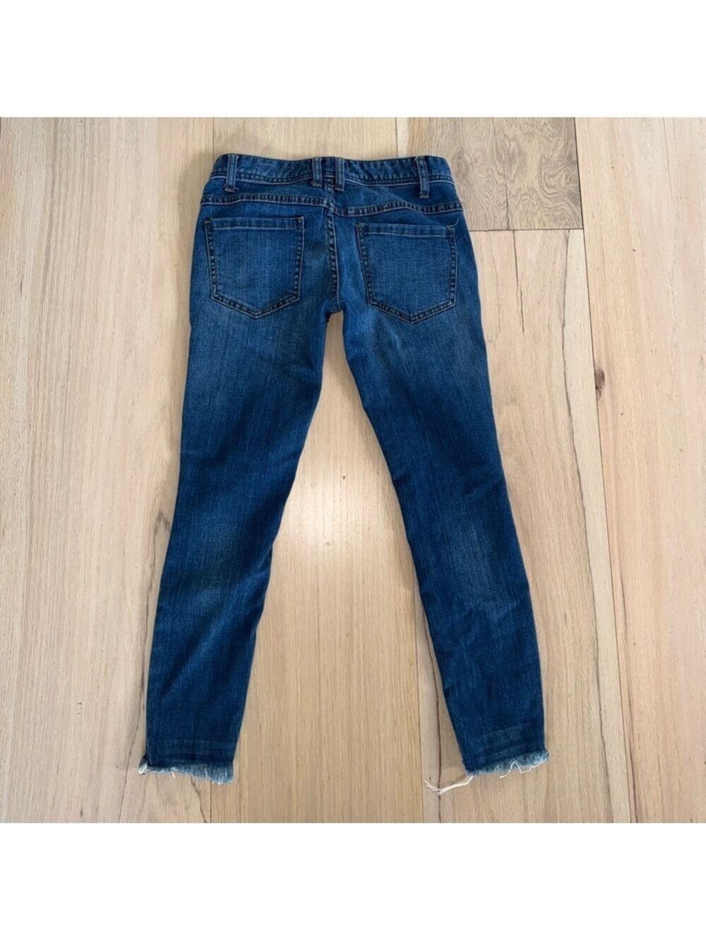 Free People Distressed Blue Jeans Size 25 - Picture 5 of 6